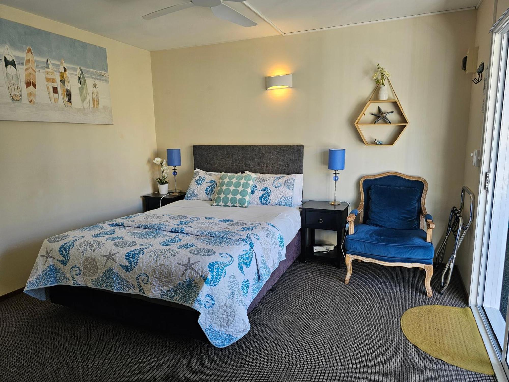 Albert Number 6 Motel Whitianga Buitenkant foto