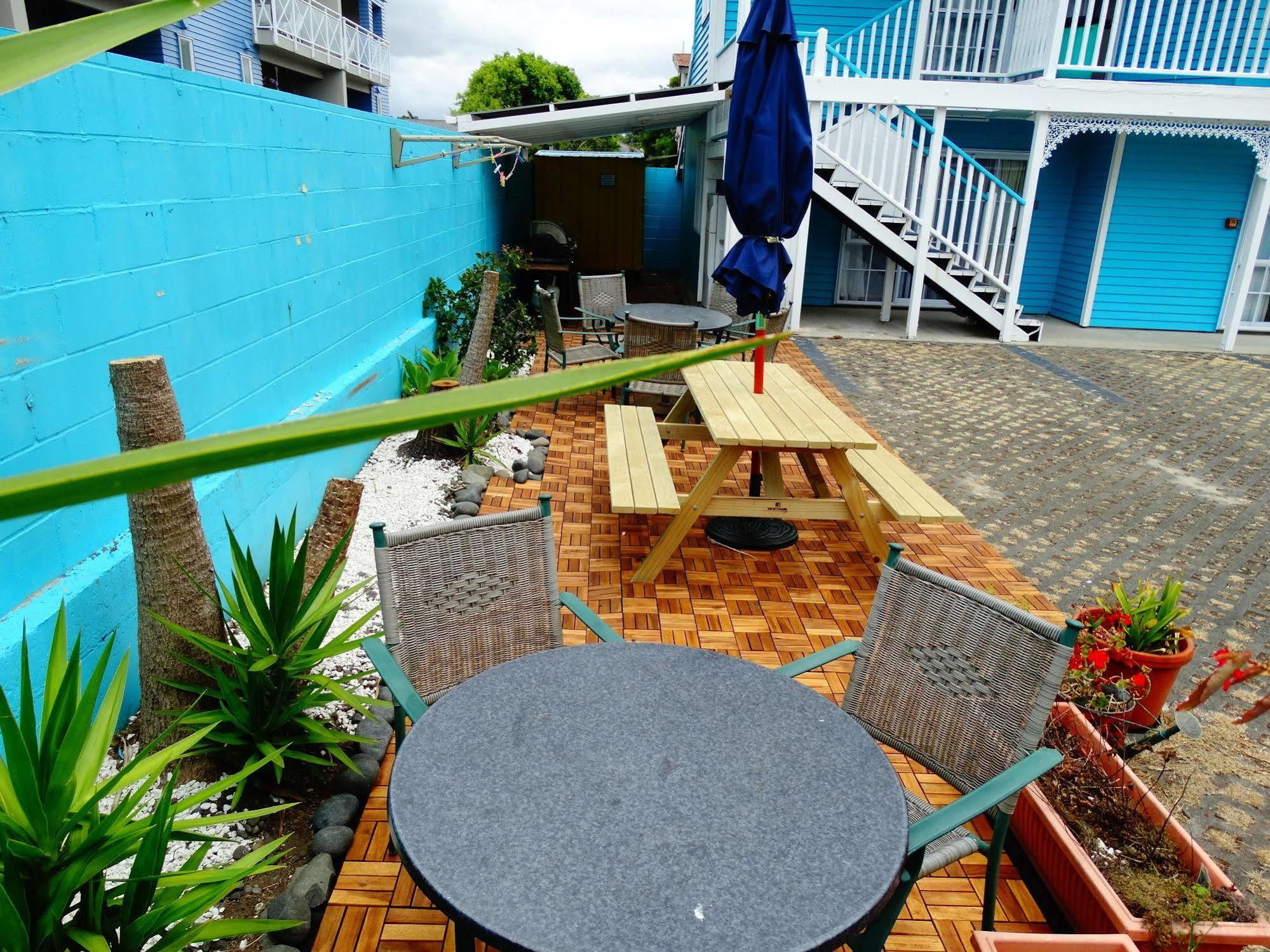 Albert Number 6 Motel Whitianga Buitenkant foto